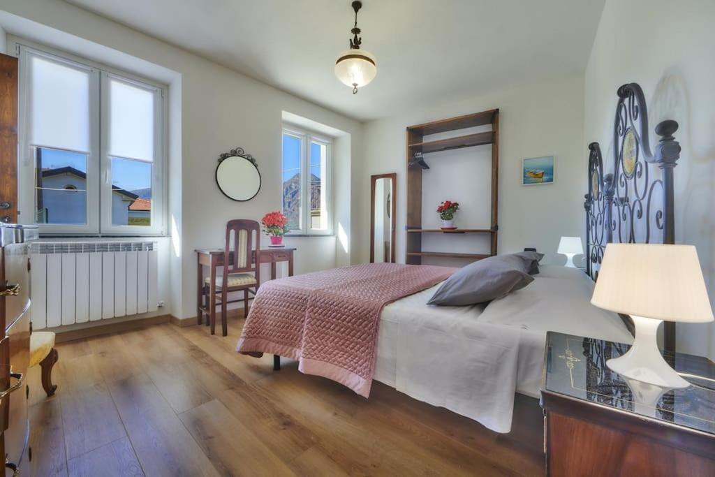 Casa Ducale Como Lake View مانديلو ديل لاريو المظهر الخارجي الصورة