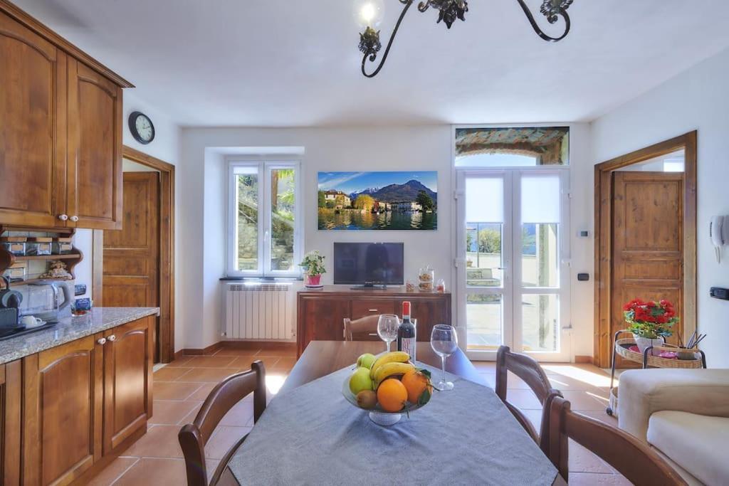 Casa Ducale Como Lake View مانديلو ديل لاريو المظهر الخارجي الصورة